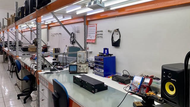 ASSISTÊNCIA TÉCNICA DE AMPLIFICADORES EM SÃO PAULO, SP - SOUL MUSIC ASSISTÊNCIA TÉCNICA CONSERTO DE AMPLIFICADORES DE INSTRUMENTOS - 4